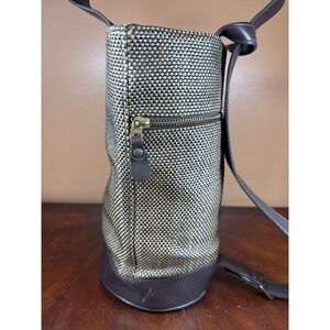 GAP Vintage Woven Bucket Bag Brown Tan Textured Shoulder Bag Cylindrical Purse